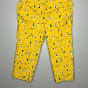 IZOD Golf Woman’s Capri Golf Pants Sz 6 Mustard Color with Golf Decor